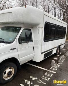 2011 F-450 Shuttle Bus Shuttle Bus New Jersey Gas Engine for Sale