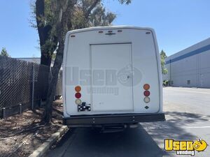 2011 F550 Shuttle Bus Gas Engine California Gas Engine for Sale