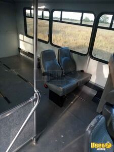 2011 F550 Shuttle Bus Interior Lighting Kansas Diesel Engine for Sale