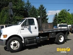 2011 Flatbed Truck 2 Washington for Sale