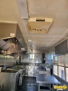 2011 Kitchen Food Trailer Stainless Steel Wall Covers Arizona Diesel Engine for Sale