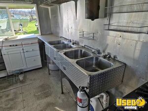 2011 Kitchen Trailer Concession Trailer Stainless Steel Wall Covers Oregon for Sale