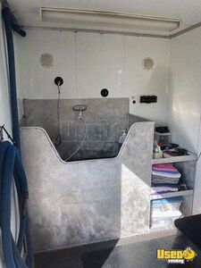 2011 Mobile Pet Care Trailer Pet Care / Veterinary Truck Air Conditioning Florida for Sale