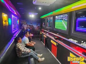 2011 Mobile Video Game Trailer Party / Gaming Trailer Removable Trailer Hitch California for Sale