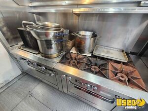 2011 Mt45 All-purpose Food Truck Refrigerator British Columbia Diesel Engine for Sale