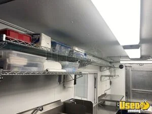 2011 Mt45 All-purpose Food Truck Warming Cabinet Wisconsin Diesel Engine for Sale