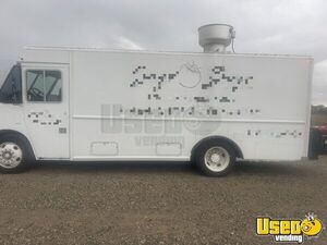 2011 Mt55 All-purpose Food Truck Stainless Steel Wall Covers Michigan Diesel Engine for Sale