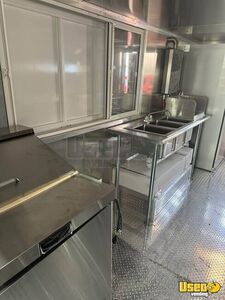 2011 Mt55 All-purpose Food Truck Stainless Steel Wall Covers Michigan Diesel Engine for Sale