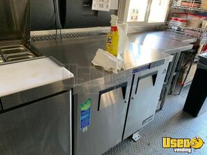 2011 Npr All-purpose Food Truck Deep Freezer Texas Diesel Engine for Sale