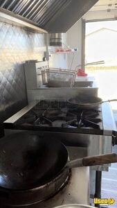 2011 P1000 All-purpose Food Truck Upright Freezer Ohio Diesel Engine for Sale