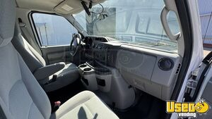 2011 Pet Pro Pet Care / Veterinary Truck Electrical Outlets California Gas Engine for Sale