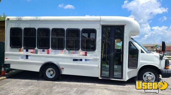 2011 Shuttle Bus Shuttle Bus Florida Gas Engine for Sale