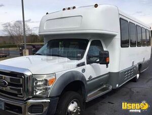 Preowned - 2011 Ford F550 24 Seater Shuttle Bus | Transport Bus for Sale in Texas!