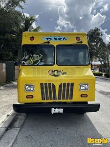 2011 Step Van Kitchen Food Truck All-purpose Food Truck Stainless Steel Wall Covers Florida Gas Engine for Sale