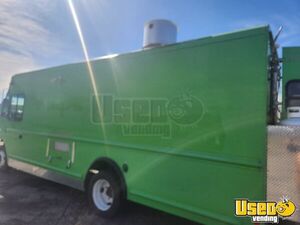 2011 W42 Food Truck All-purpose Food Truck Air Conditioning Nebraska Gas Engine for Sale