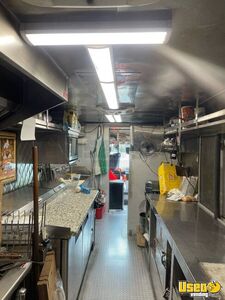 2011 W62 Pizza Truck Pizza Food Truck Microwave Texas Gas Engine for Sale