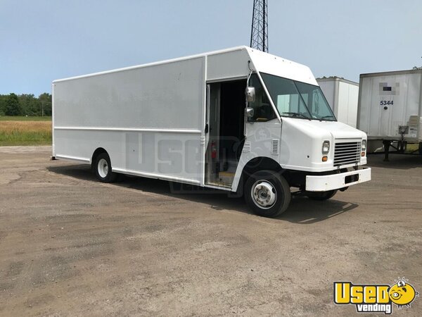 2011 W62 Stepvan New York Gas Engine for Sale