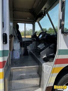 2011 Work Horse All-purpose Food Truck Cabinets Ohio Gas Engine for Sale