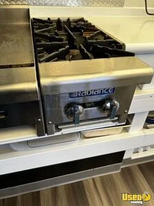 2011 Work Horse All-purpose Food Truck Refrigerator Ohio Gas Engine for Sale