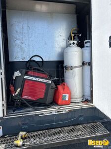 2011 Workhorse Custom C Pizza Food Truck Exterior Customer Counter Michigan Gas Engine for Sale