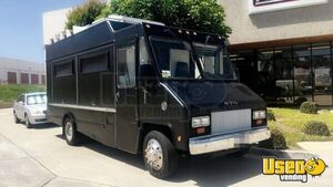 2011 Wrkh All-purpose Food Truck Diamond Plated Aluminum Flooring California Gas Engine for Sale