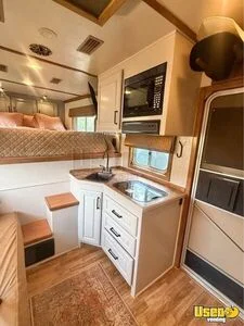 2012 2012 Elite 3h Lq Horse Trailer 3-horse Lq Trailer Awning Texas for Sale