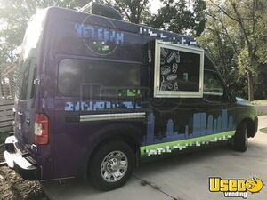 2012 3500 Kitchen Food Truck All-purpose Food Truck Air Conditioning Tennessee Gas Engine for Sale