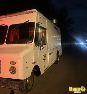 2012 450 All-purpose Food Truck Concession Window New Jersey Gas Engine for Sale