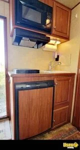 2012 7608 3-horse Lq Trailer Kitchen Sinks Ohio for Sale