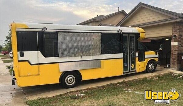 2012 Arboc Bus All-purpose Food Truck Texas Gas Engine for Sale