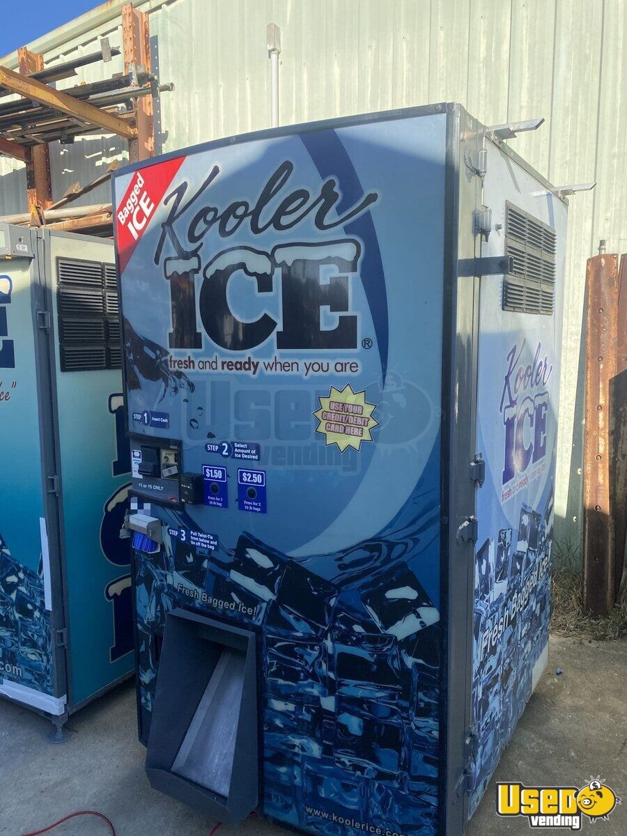 Used 2012 Kooler Ice IM1000 Series Bagged Ice Vending Machine for Sale