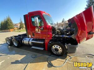 2012 Cascadia Freightliner Semi Truck 3 California for Sale