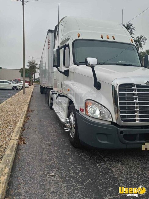 2012 Cascadia Freightliner Semi Truck Florida for Sale