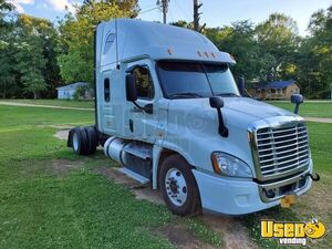 2012 Cascadia Freightliner Semi Truck Mississippi for Sale