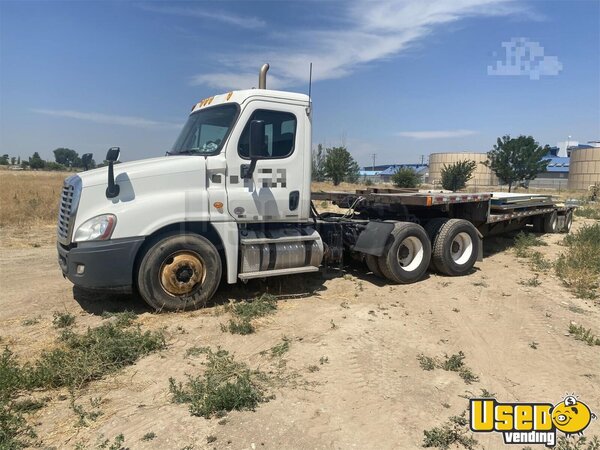 2012 Cascadia Freightliner Semi Truck Utah for Sale