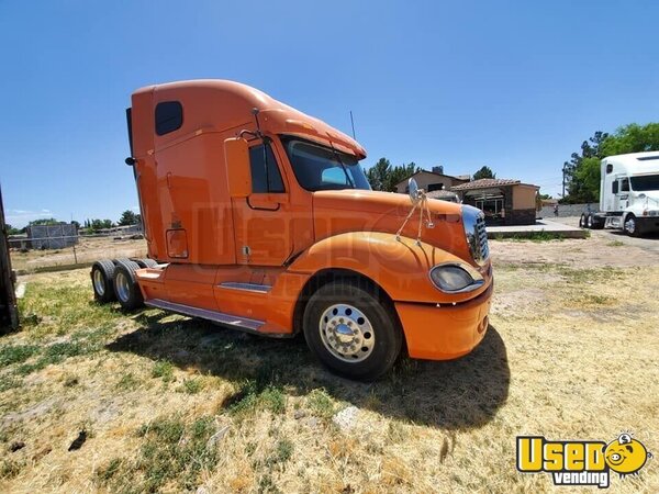 2012 Columbia Freightliner Semi Truck Texas for Sale
