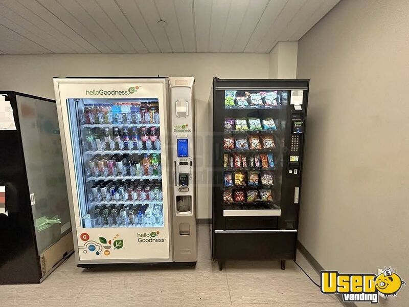 2012 Dixie Narco Soda Machine Ohio for Sale