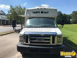 2012 E 350 Kitchen Food Truck New Build Food Truck Cabinets Virginia Gas Engine for Sale
