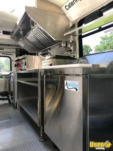 2012 E 350 Kitchen Food Truck New Build Food Truck Diamond Plated Aluminum Flooring Virginia Gas Engine for Sale