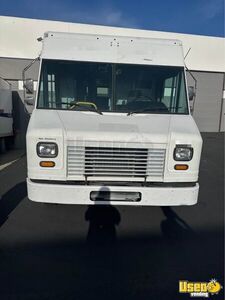 2012 E 450 All-purpose Food Truck Concession Window California Gas Engine for Sale
