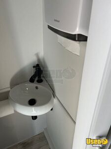 2012 E-450 Dual W Dual Rear Wheels Shuttle Bus Anti-lock Brakes Pennsylvania Gas Engine for Sale