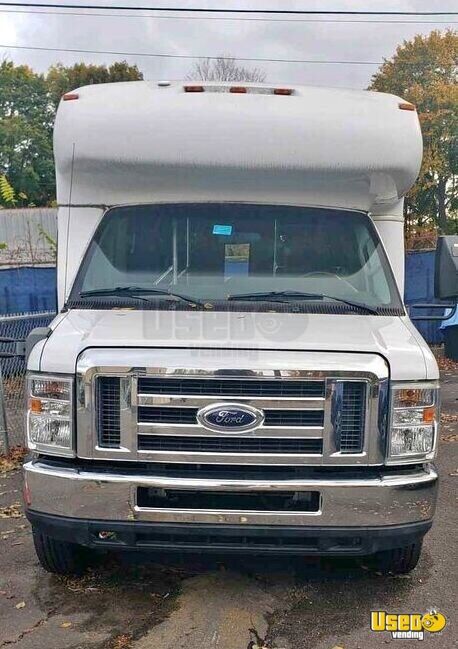 2012 E-450 Shuttle Bus Shuttle Bus Connecticut Gas Engine for Sale