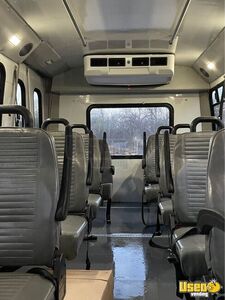 2012 E-450 Shuttle Bus Shuttle Bus Gas Engine Texas Gas Engine for Sale
