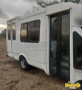 2012 E350 Shuttle Bus Shuttle Bus Gas Engine Louisiana Gas Engine for Sale