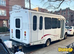 2012 E350 Shuttle Bus Shuttle Bus Gas Engine New York Gas Engine for Sale