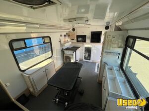 2012 E450 Pet Care / Veterinary Truck 16 Connecticut Gas Engine for Sale