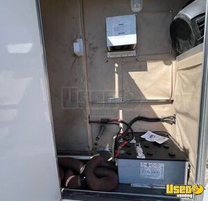 2012 E450 Pet Care / Veterinary Truck 19 Connecticut Gas Engine for Sale