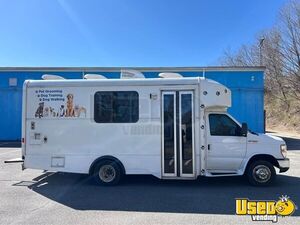 2012 E450 Pet Care / Veterinary Truck Connecticut Gas Engine for Sale