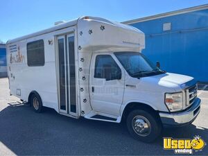 2012 E450 Pet Care / Veterinary Truck Generator Connecticut Gas Engine for Sale