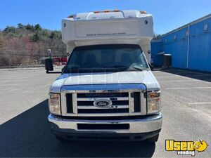 2012 E450 Pet Care / Veterinary Truck Sound System Connecticut Gas Engine for Sale